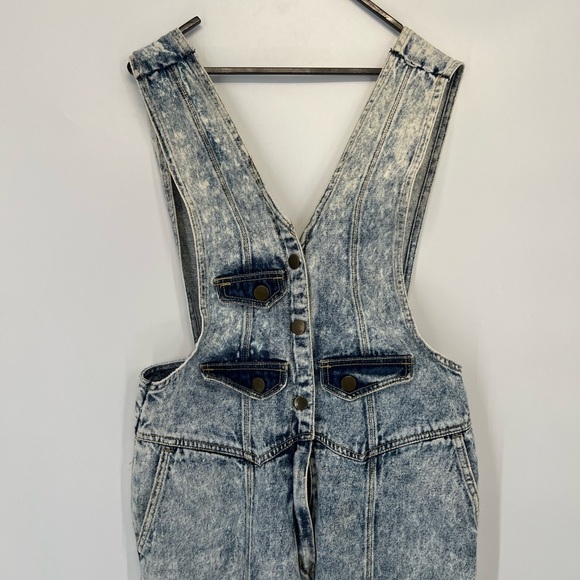 Vintage 90’s Acid Wash Front Pocket Cartoon Patch Seamed Straight Leg Jumpsuit - Picture 3 of 12